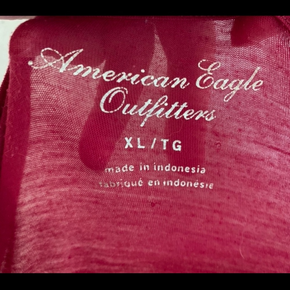 🐾American Eagle🐱 - Picture 2 of 2